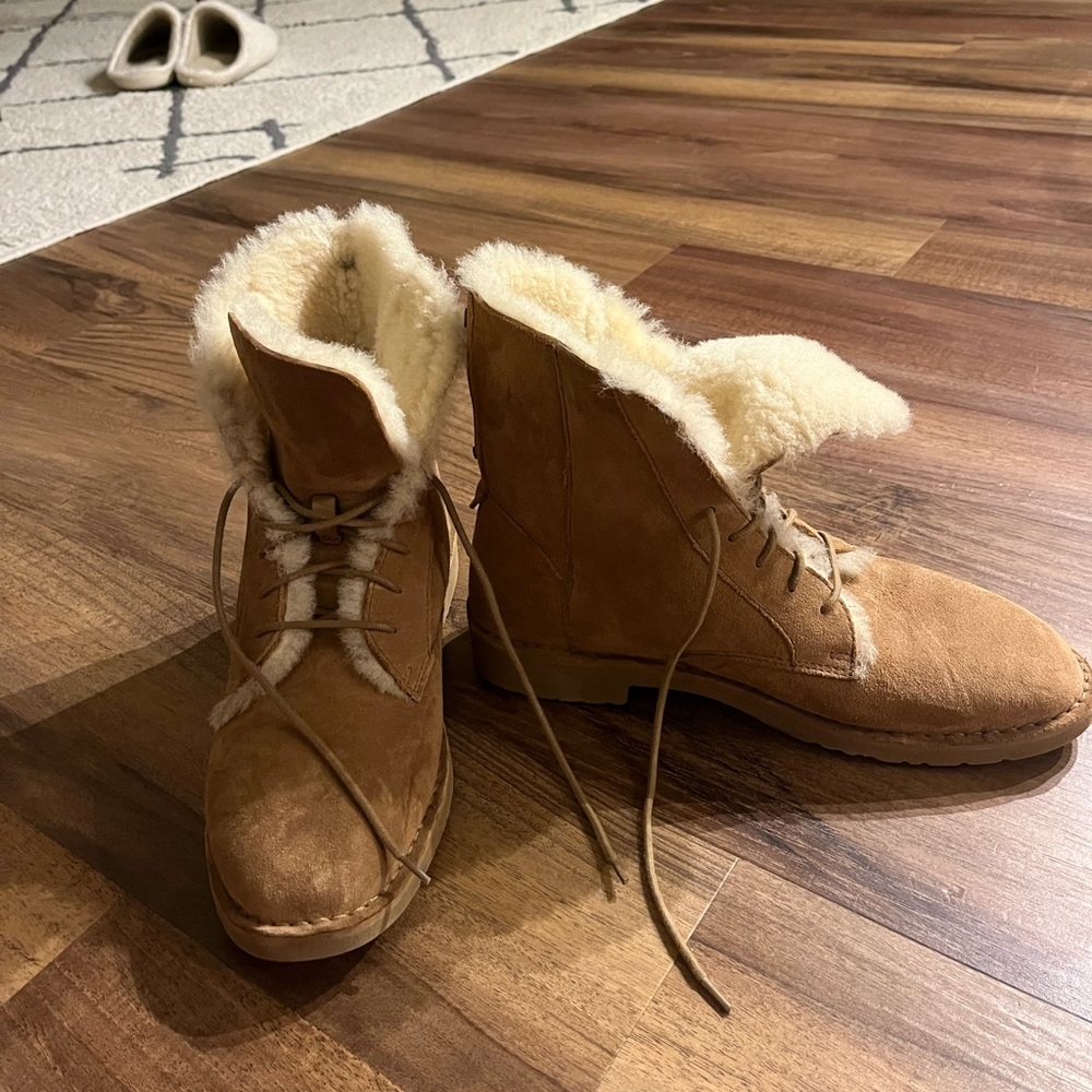 Ugg Quincy Chestnut